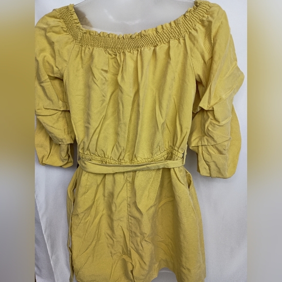 2/$30 ZARA Butterly Yellow Off-Shoulder Romper with Belt (#338) - Picture 4 of 7